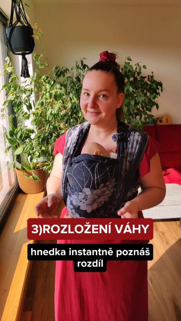 ukázka z videokurzu nošení dětí